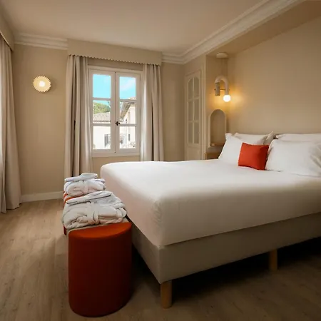 La Bastide De Mougins, A Tribute Portfolio Hotel Exterior photo