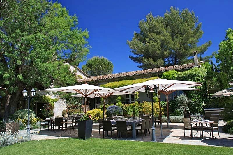 De Mougins