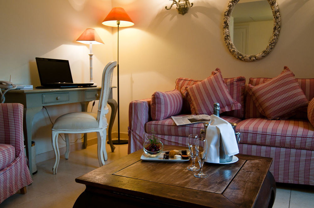 La Bastide De Mougins, A Tribute Portfolio